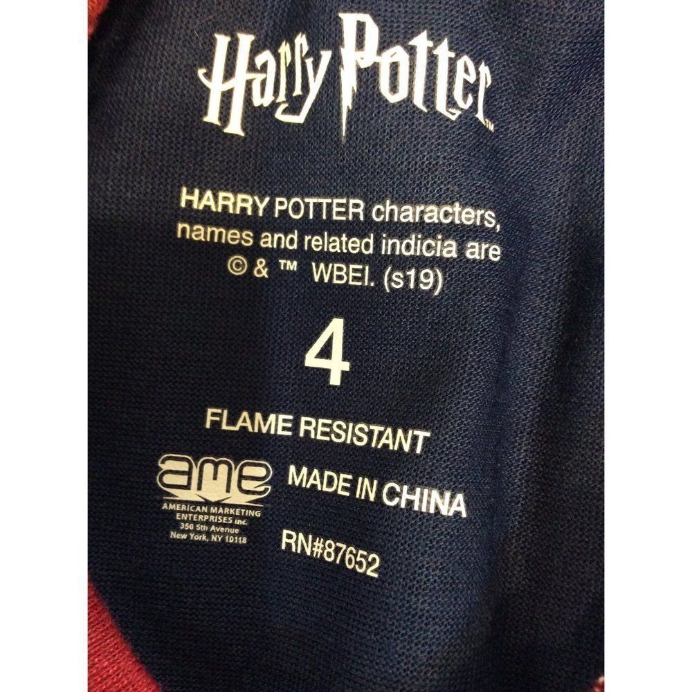 Harry Potter Flame Resistant Set  4 Navy/Burgundy/Grey Polyester - Picture 5 of 5